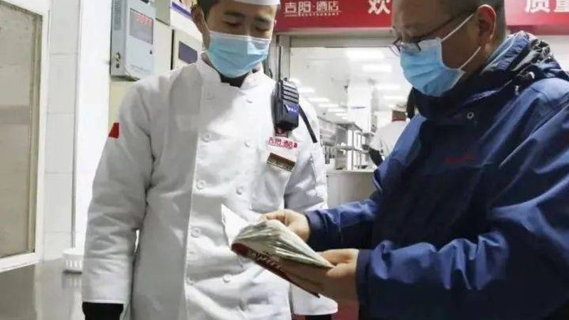 自制狗狗饼干，让爱宠享受健康美味